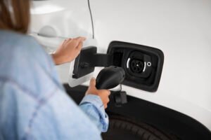 prise voiture électrique : quelle prise choisir entre type 2, combo ou domestique ?